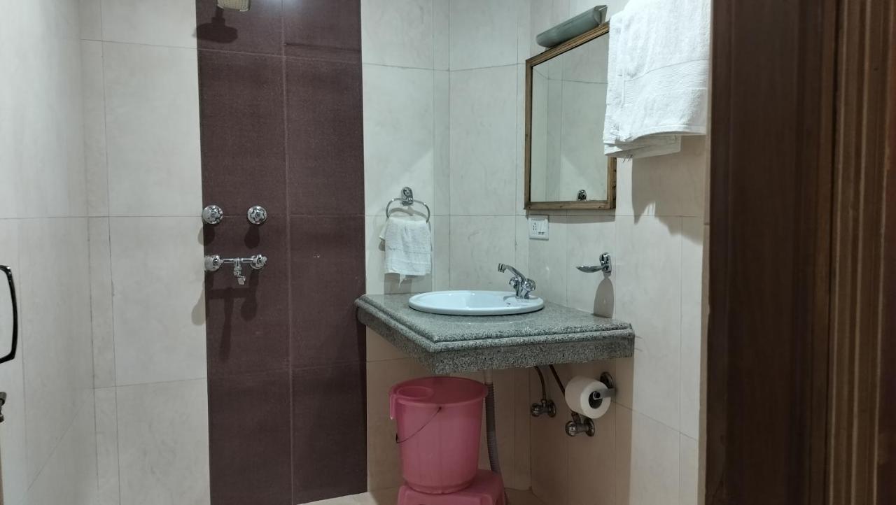 Auspiscious Him View Hotel 맥그로드 간즈 외부 사진