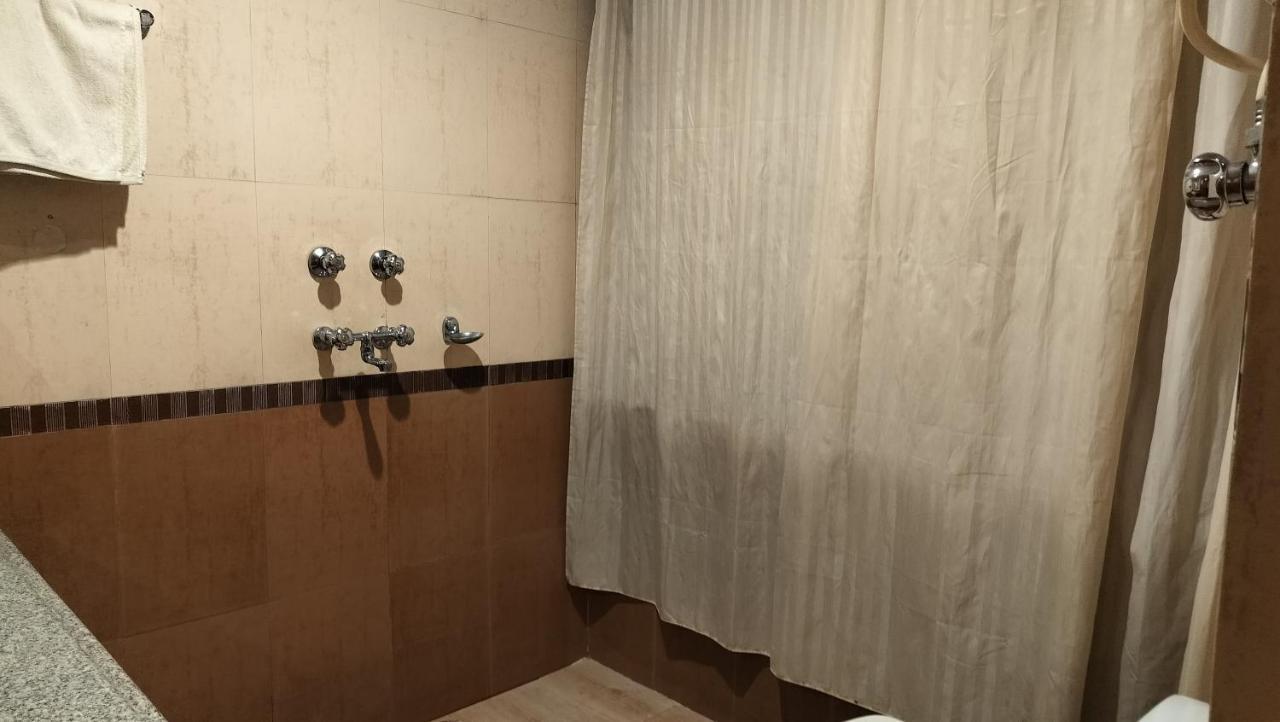 Auspiscious Him View Hotel 맥그로드 간즈 외부 사진